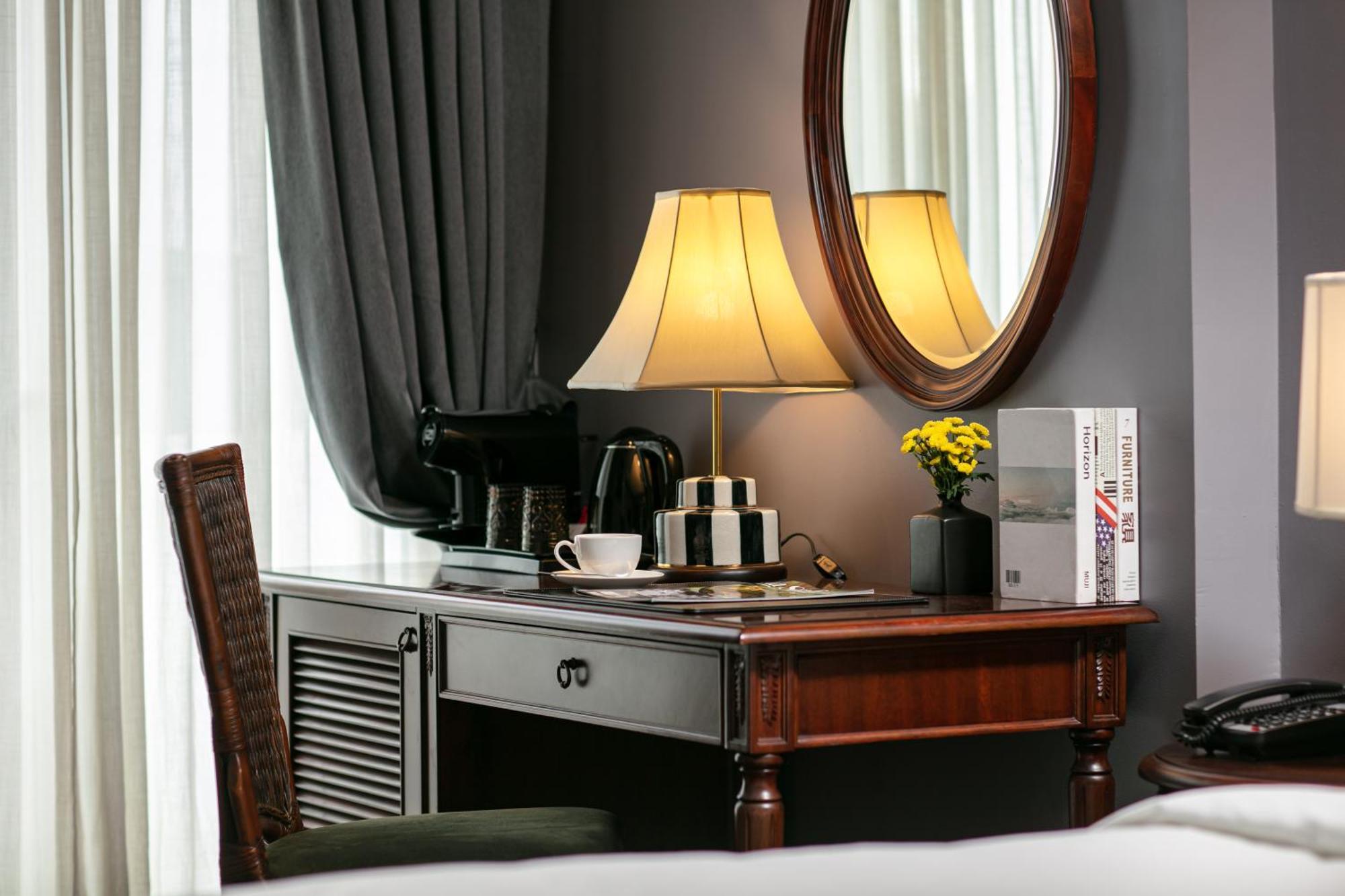 La Sinfonia Majesty Hotel And Spa Ханой Екстер'єр фото