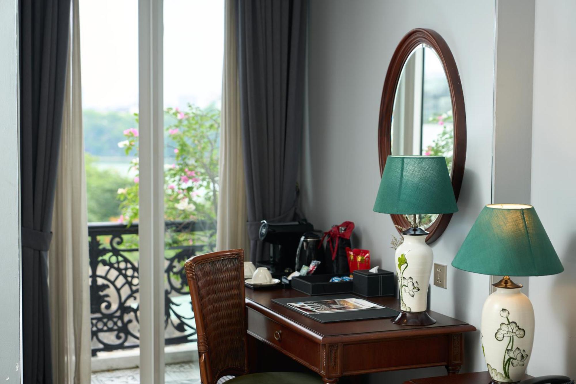 La Sinfonia Majesty Hotel And Spa Ханой Екстер'єр фото